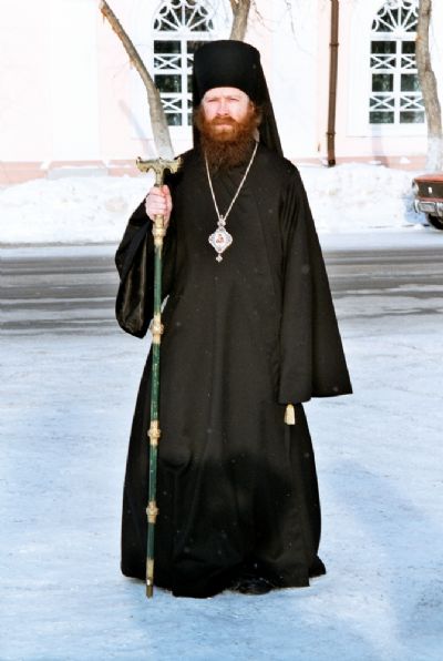 Январь 2003 года. Епископ Томский и Асиновский Ростислав. 