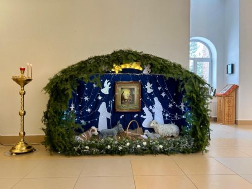 Введенский храм, п. Апрель