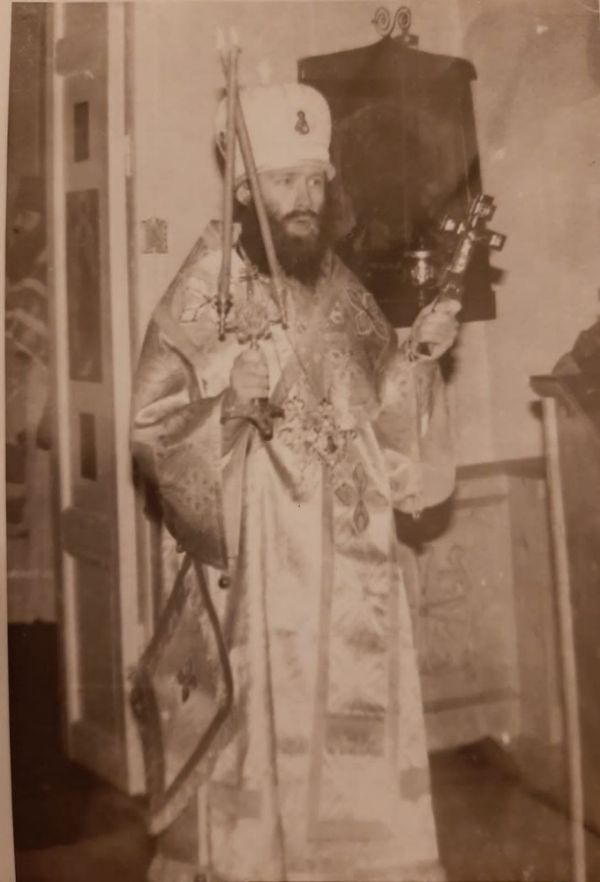 Литургия в храме преп. Иоанна Лествичника в Троице-Сергиевой лавре 3 декабря 1993 года